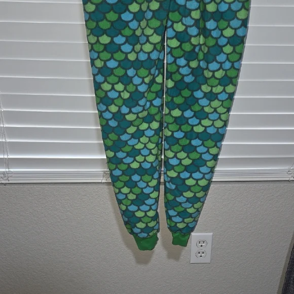 Disney Little Mermaid Costume with Purple and Green - Picture 9 of 11